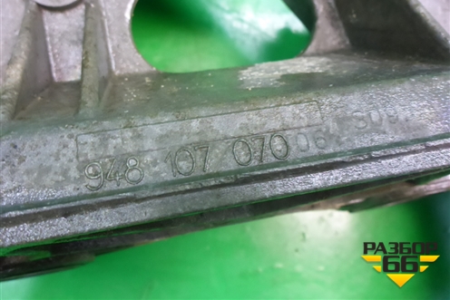 Кронштейн масляного фильтра (4.5л M48) (948107070) для Porsche Cayenne с 2003-2010г (Каен)