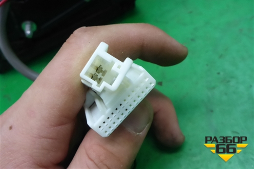 Зеркало правое электрическое (котактов 7+2 правый руль) для Nissan Murano (Z51) с 2007-2015г (Мурано)