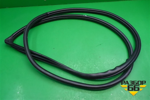 Уплотнитель двери передней правой для Mazda CX 7 с 2006-2012г (СХ7)