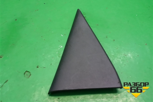 Накладка двери задней правой (уголок) (EG2168515) для Mazda CX 7 с 2006-2012г (СХ7)