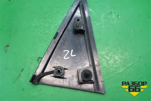 Накладка двери задней левой (уголок) (EG2150M40) для Mazda CX 7 с 2006-2012г (СХ7)