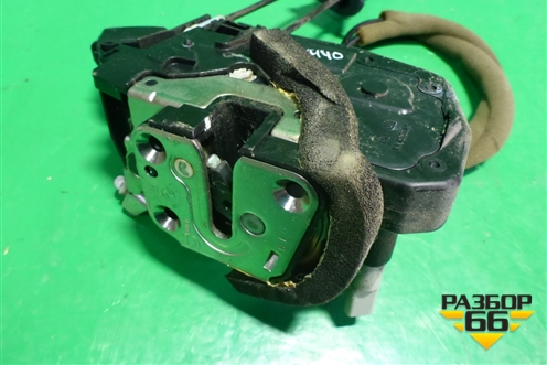 Замок двери передней правой (правый руль 4 контакта) для Nissan Murano (Z51) с 2007-2015г (Мурано)