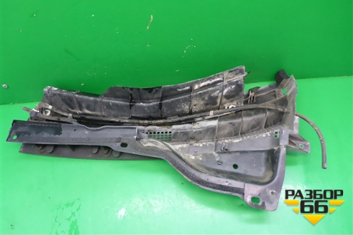 Решетка стеклоочистителей правая (EG21507R1) для Mazda CX 7 с 2006-2012г (СХ7)