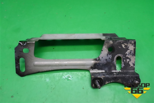 Кронштейн усилителя переднего бампера левый для Mazda CX 7 с 2006-2012г (СХ7)