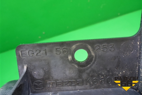 Дефлектор радиатора левый (EG2156253) для Mazda CX 7 с 2006-2012г (СХ7)