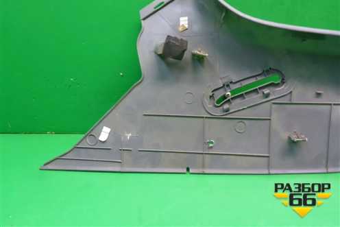 Обшивка стойки задняя верхняя левая (седан) (8585025000) для Hyundai Aсcent с 2000г (Акцент)