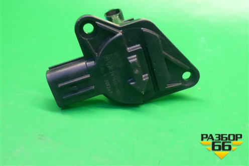 Датчик массового расхода воздуха (2220475040) для Toyota Rav-4 с 2018г (Рав 4)