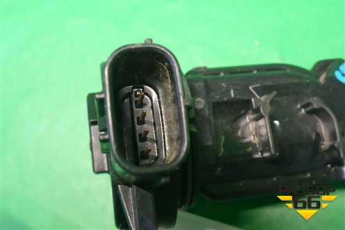 Датчик массового расхода воздуха (2220475040) для Toyota Rav-4 с 2018г (Рав 4)