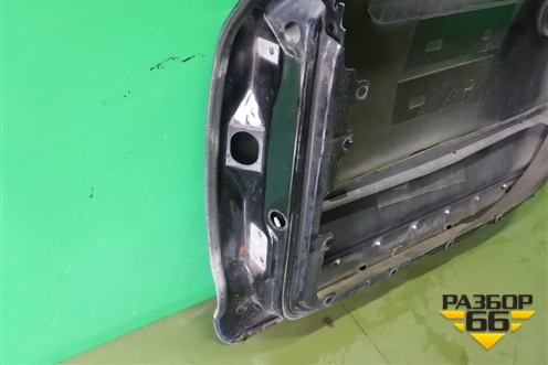 Дверь передняя правая для Volkswagen Touareg c 2002-2010г (Туарег)