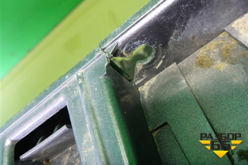 Накладка на порог наружная правая (768506677R) для Nissan Terrano с 2014г (Терано)