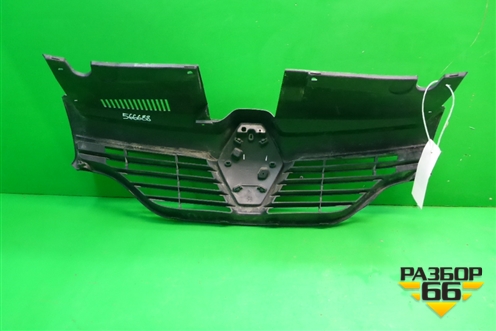 Решетка радиатора (до 2018г) (623107605R) для Renault Logan II с 2012г (Логан)