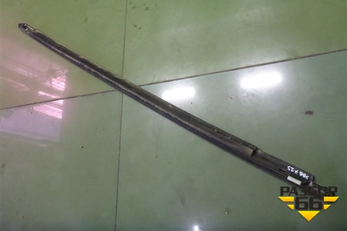 Накладка стекла заднего правого для Hyundai Sonata-5 с 2001г (Соната)