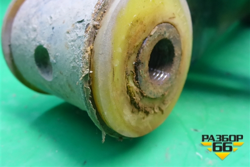 Рычаг задний правый (нижний) (7L0505352) для Volkswagen Touareg c 2002-2010г (Туарег)