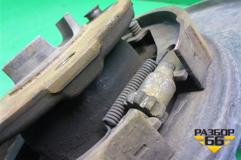 Кулак задний правый для Volkswagen Touareg c 2002-2010г (Туарег)