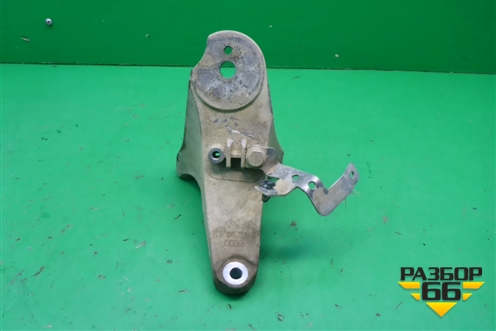 Кронштейн двигателя правый (4.2л BAR) (7L8199308A) для Volkswagen Touareg c 2002-2010г (Туарег)