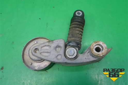 Кронштейн ролика натяжителя (4.2л BAR) (079903133A) для Volkswagen Touareg c 2002-2010г (Туарег)