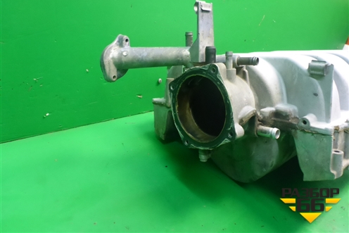 Коллектор впускной (4.2л BAR) (079133185BN) для Volkswagen Touareg c 2002-2010г (Туарег)