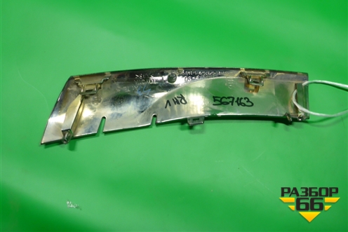 Накладка на решетку радиатора (верхняя правая) (531210K670) для Toyota Fortuner с 2016г (Фортунер)