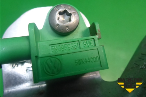 Датчик AIR BAG (левый) (5K0959351) для Volkswagen Golf VI с 2009-2012г (Гольф 6)