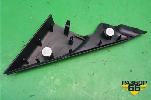 Накладка двери передней левой уголок для Mazda Mazda 6 (GH) с 2007-2012г