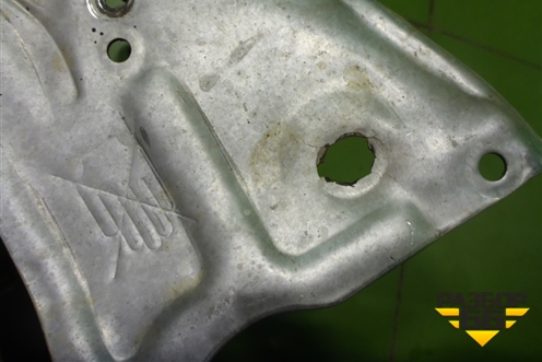 Экран тепловой (на выпускной коллектор 1.6л 10FC1LPSANFP) (9651212880) для Peugeot 408 с 2012г