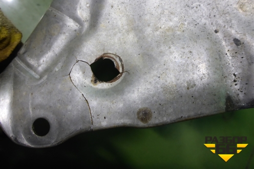 Экран тепловой (на выпускной коллектор 1.6л 10FC1LPSANFP) (9651212880) для Peugeot 408 с 2012г