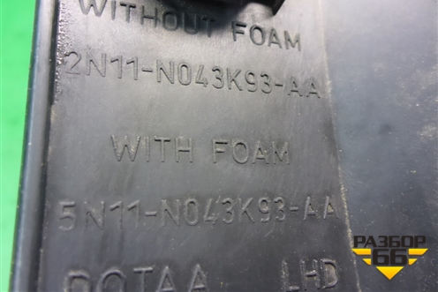 Накладка на торпедо (под рулём) (2N11N043K93AA) для Ford Fusion с 2002г (Фьюжн)