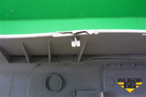 Обшивка стойки центральная верхняя правая (2N11N24582ANW) для Ford Fusion с 2002г (Фьюжн)