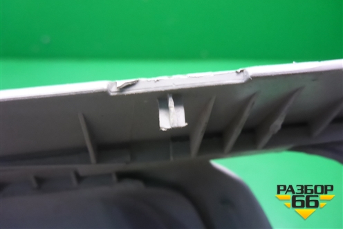 Обшивка стойки центральная верхняя правая (2N11N24582ANW) для Ford Fusion с 2002г (Фьюжн)