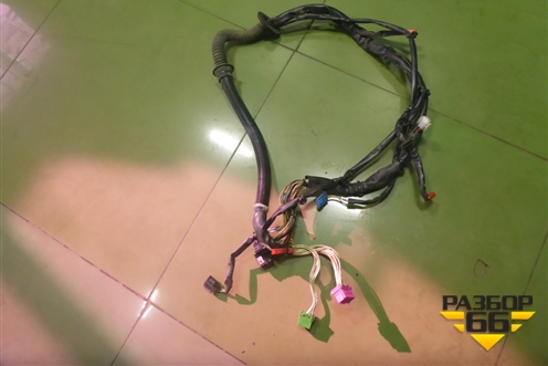 Проводка двери левой для Scania 5 R Series с 2004-2016г