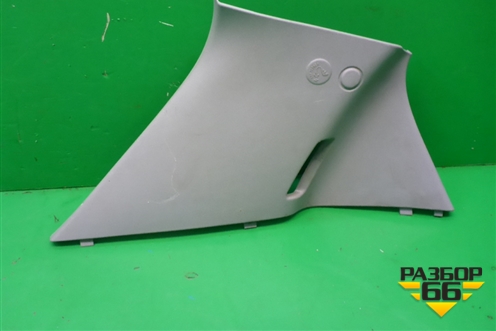 Обшивка стойки задняя верхняя левая (5-ти дверный кузов) (13180610) для Opel Corsa D с 2006-2014г (Корса Д)