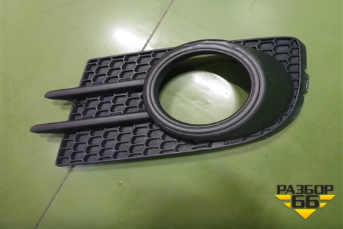 Накладка ПТФ левая (5N0853665E) для Volkswagen Tiguan с 2011-2016г (Тигуан)