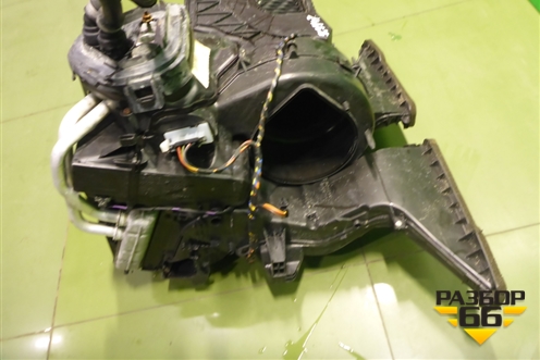 Корпус отопителя для Mini Cooper R56 с 2005-2014г (Купер)