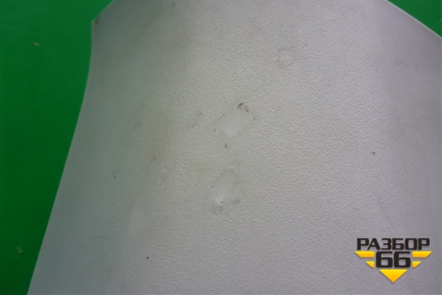 Обшивка стойки задняя верхняя левая (задняя) (EMR500391) для Land Rover Discovery 3 с 2004-2009г (Дискавери)