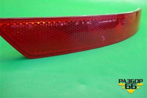 Отражатель в задний бампер левый (721058703) для BMW 6-серия F12/F13 с 2009-2017г