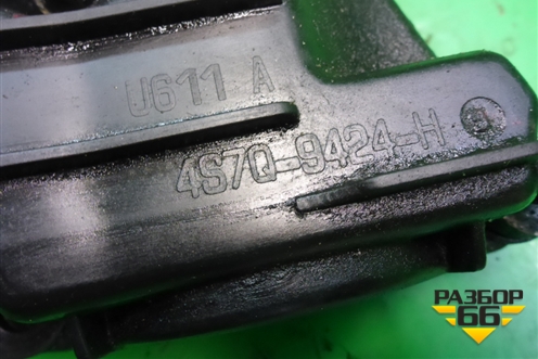 Крышка головки блока клапанная (правая 2.7л 276DT) (4S7Q9424H) для Land Rover Discovery 3 с 2004-2009г (Дискавери)