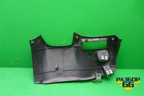 Накладка на торпедо (под рулём) (847514A400) для Hyundai Starex H1 с 1996-2007г (Старекс Н1)