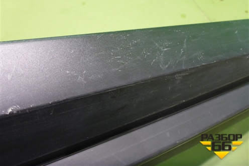 Накладка двери передней правой (7507148100) для Lexus RX 350 c 2015г (РХ)