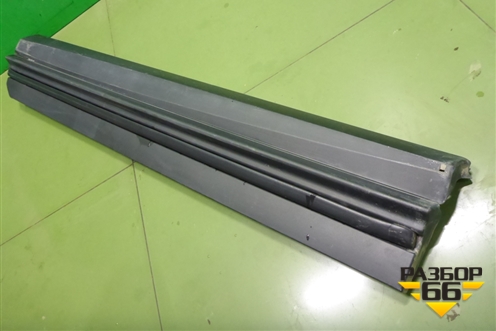 Накладка двери передней правой (7507148100) для Lexus RX 350 c 2015г (РХ)