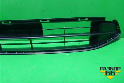 Решетка в передний бампер центральная (после 2010г) (71103TF0Q010) для Honda Jazz(GE) с 2008-2014г (Джаз)