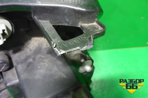 Фара правая (после 2010г ксенон с лампой и блоком) (260103UF5A) для Nissan X-Trail (Т31) с 2007-2014г (Хтраил)