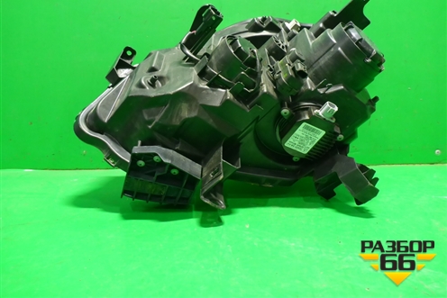 Фара правая (после 2010г ксенон с лампой и блоком) (260103UF5A) для Nissan X-Trail (Т31) с 2007-2014г (Хтраил)