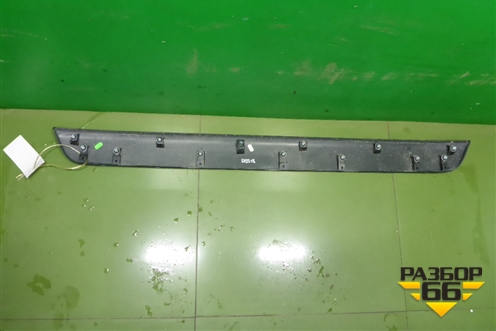 Накладка двери багажника (768020R070) для Toyota Rav-4 с 2018г (Рав 4)