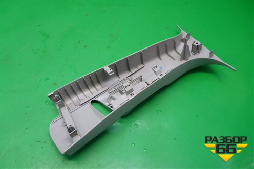 Обшивка стойки центральная верхняя правая (2N11N24582AMW) для Ford Fusion с 2002г (Фьюжн)