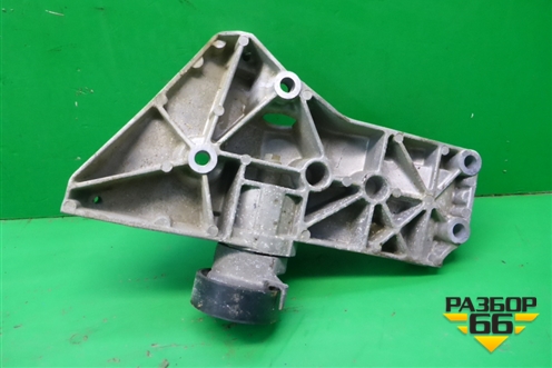 Кронштейн генератора (1.4л BUD) для Skoda Octavia (А5) с 2004-2013г (Октавия)