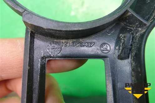 Накладка на торпедо (левая) (1Z1858417) для Skoda Octavia (А5) с 2004-2013г (Октавия)