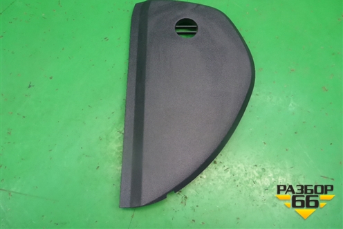 Накладка на торпедо (боковая левая) (1Z0857503) для Skoda Octavia (А5) с 2004-2013г (Октавия)