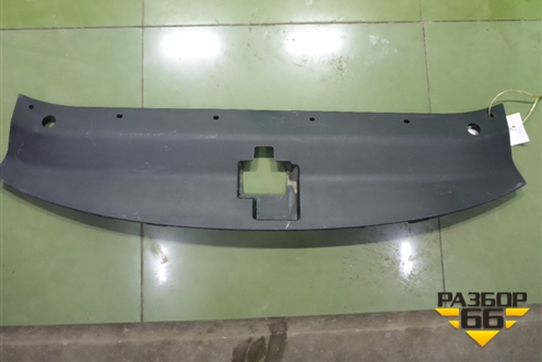 Накладка декоративная на переднюю панель (после 2018г) (863424H700) для Hyundai Grand Starex с 2007-2021г (Гранд Старекс)