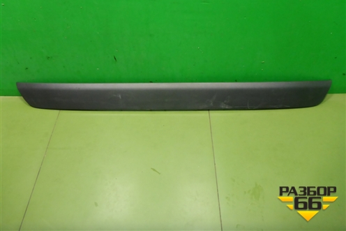 Накладка двери багажника (768020R070) для Toyota Rav-4 с 2018г (Рав 4)