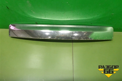 Накладка двери багажника (до 2019г) (908161LB0A) для Nissan Patrol (Y62) с 2010г (Патрол)